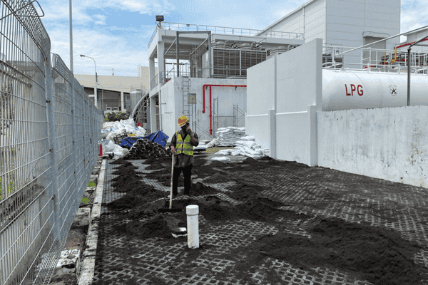 OnGreen Thi Công Trồng Cỏ Gạch Lỗ Cho Bãi Đỗ Xe, Lối Đi – Thi Công Nhanh, Giá Tốt